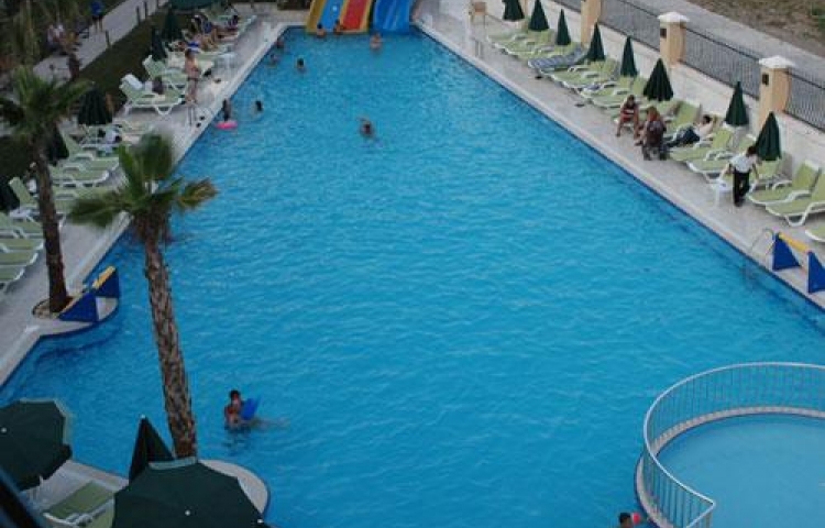 CAMYUVA BEACH HOTEL