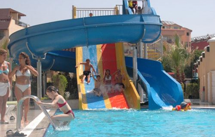 CAMYUVA BEACH HOTEL