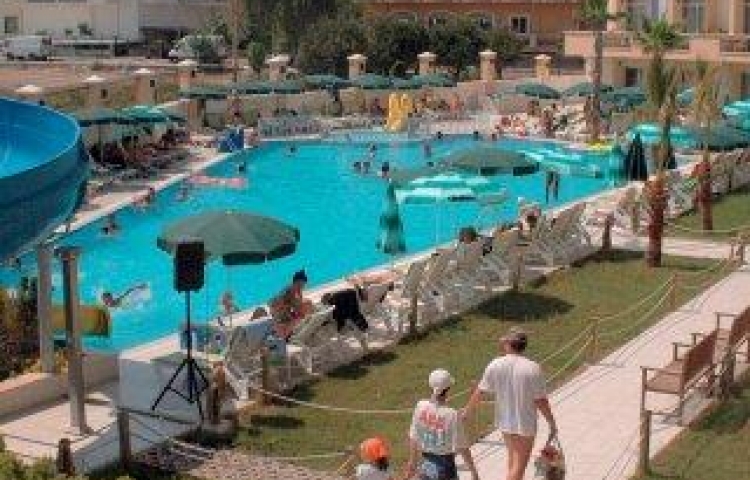 CAMYUVA BEACH HOTEL