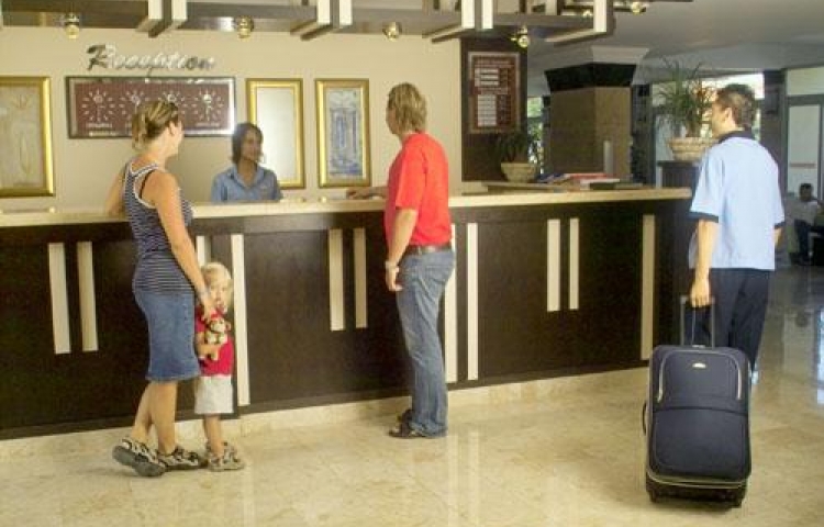 CAMYUVA BEACH HOTEL