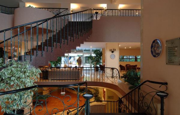KIRIS ALINDA HOTEL