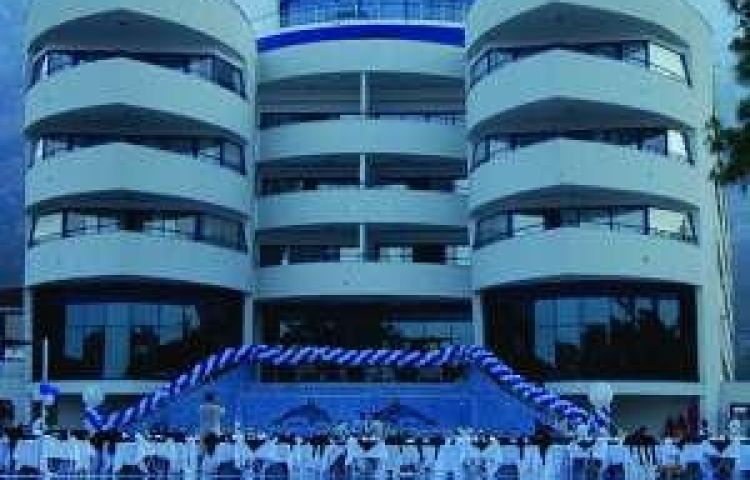 CATAMARAN RESORT HOTEL
