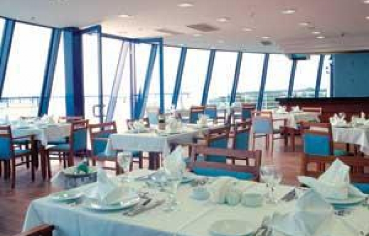 CATAMARAN RESORT HOTEL