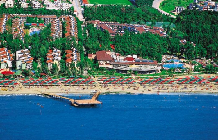 CLUB OASIS BEACH