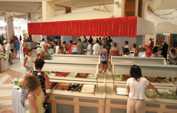 CLUB OASIS BEACH