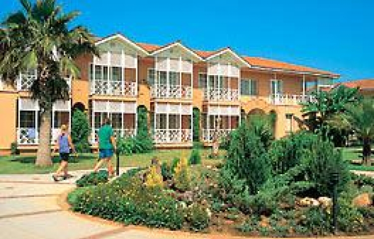 MAJESTY PALM BEACH HOTEL
