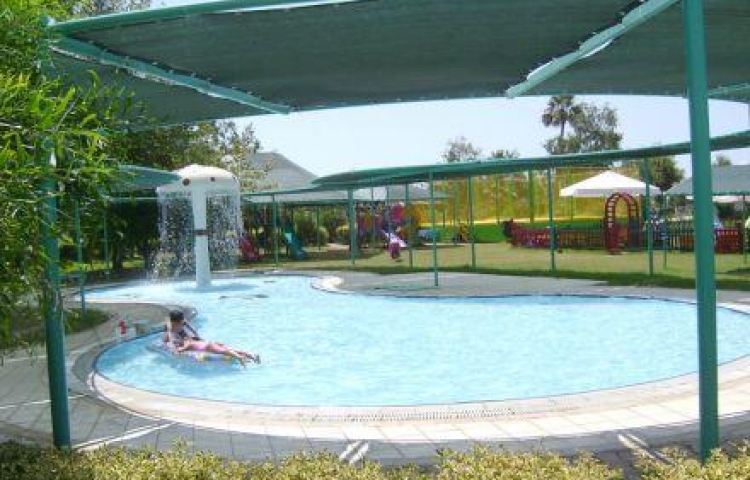 MAJESTY PALM BEACH HOTEL