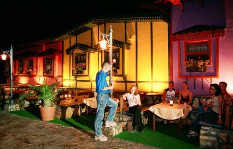ARINNA HOTEL 