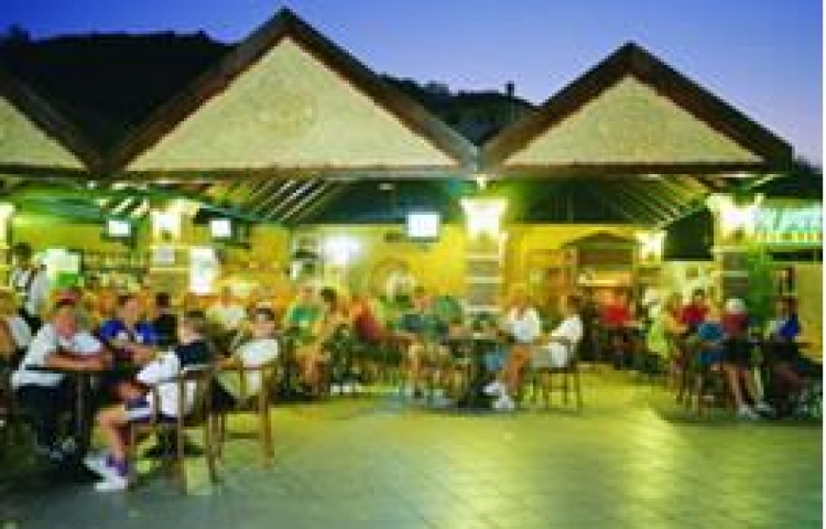 GRAND CETTIA HOTEL
