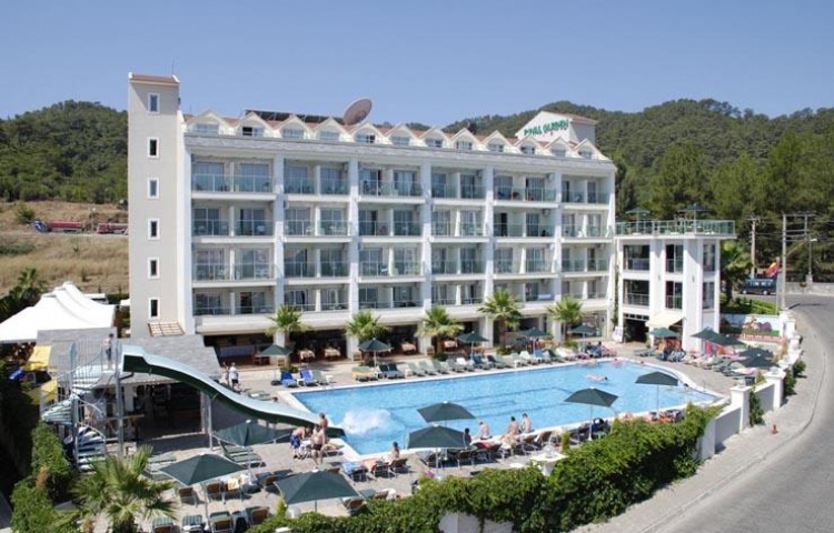 ROYAL GARDEN HOTEL