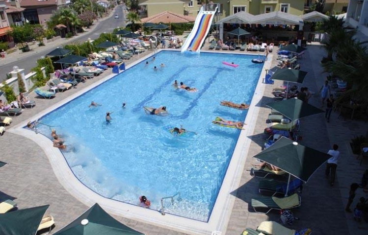 ROYAL GARDEN HOTEL