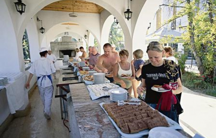 LYKIA BOTANIKA HOTEL
