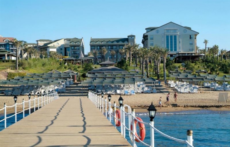 AMARA BEACH RESORT SIDE